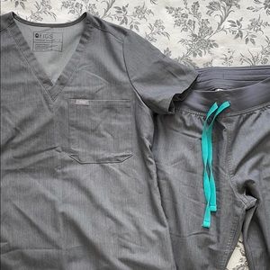 Figs Gray Scrub Set- Technical Collection